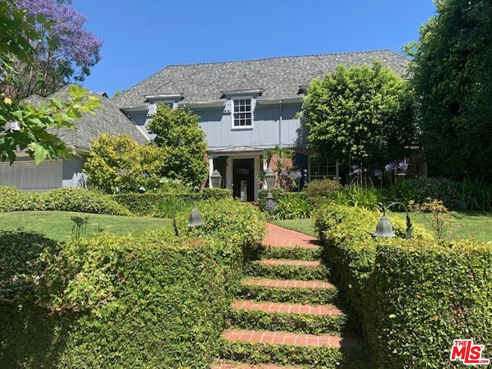 342 S Bentley Ave Los Angeles CA 90049