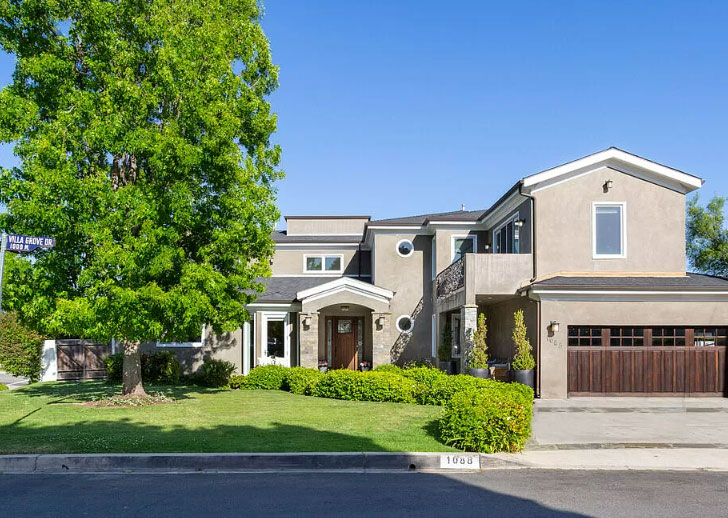 Villa-Grove-1